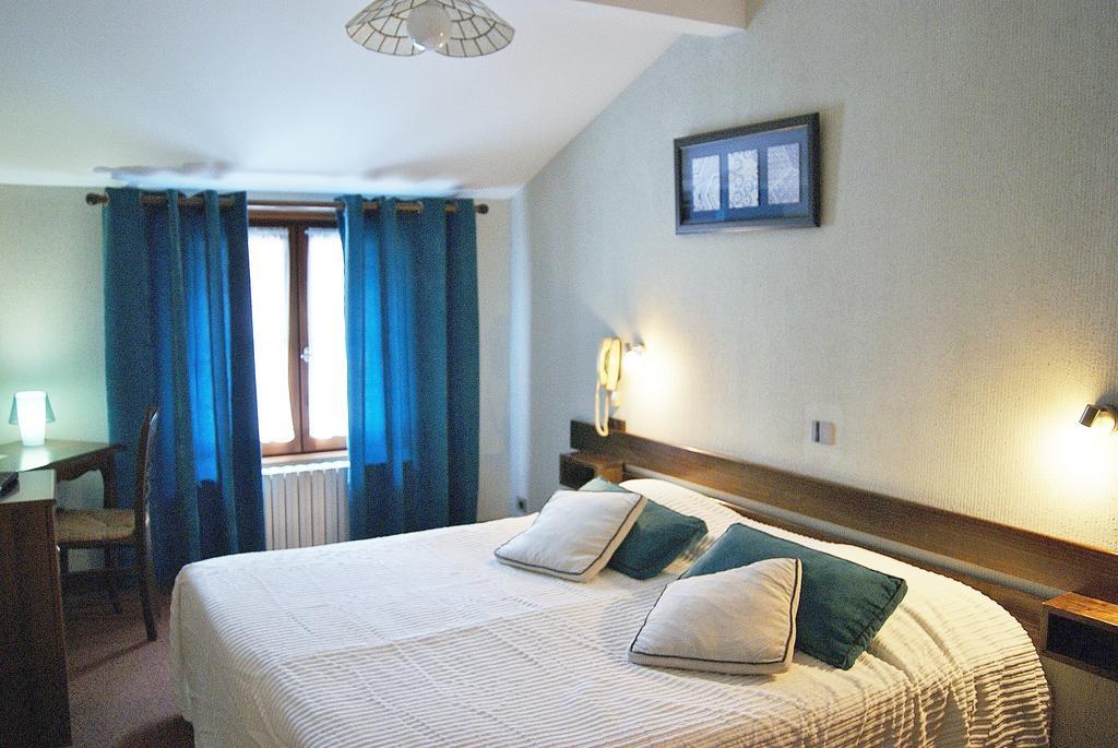 Logis Hotel De La Paix - Tournus Ngoại thất bức ảnh